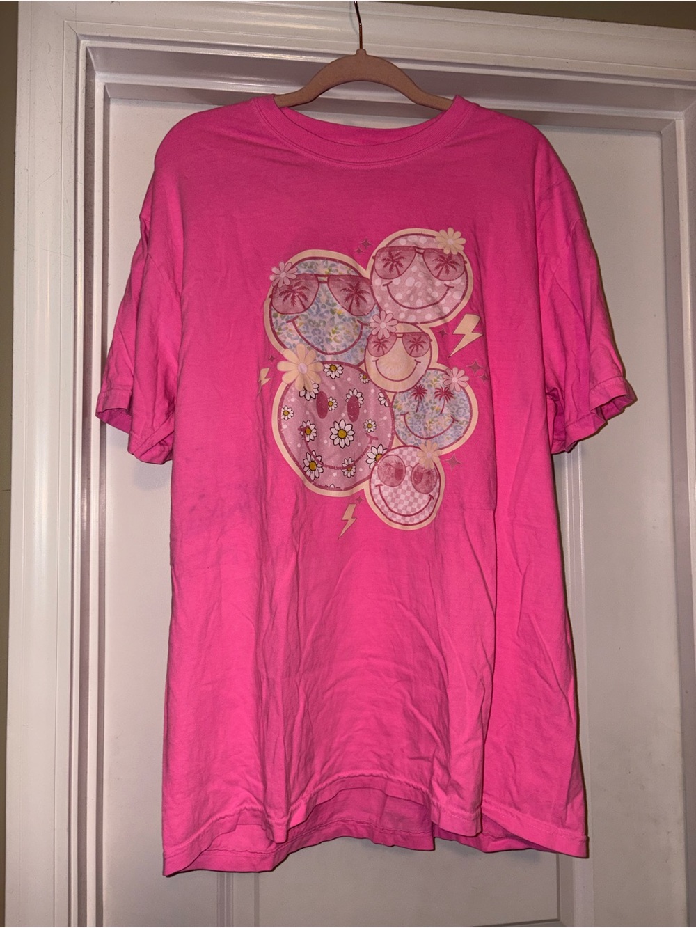 Women’s Bright Pink Graphic Tee with Floral Bubbles